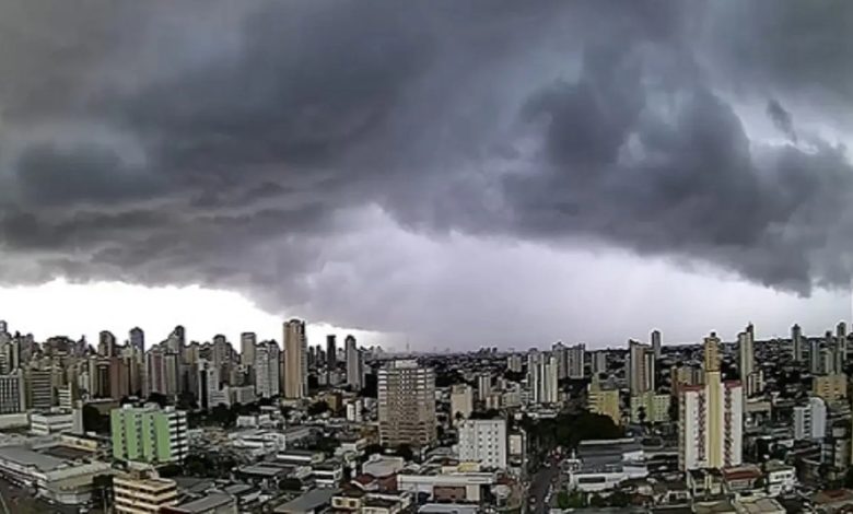 Tempo instável para Goiânia em Abril
