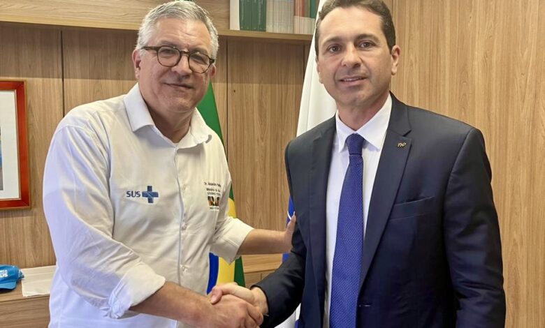 Prefeito Vilela e ministro Padilha unem esforços