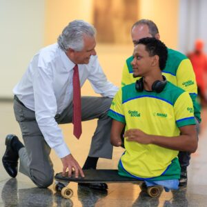 Caiado e Gracinha dobram valor das bolsas do Pró-Atleta 