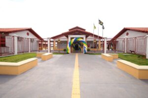 Caiado prevê R$ 500 milhões para a Educação em Goiás