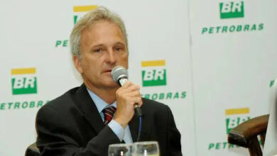Superintendente da Petrobras demitido após colaborar com investigação de corrupção em contratos