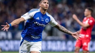 Cruzeiro vence Vila e larga na frente na Copa do Brasil