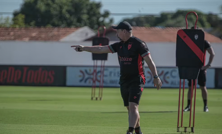 Novo técnico do Atlético-GO promete fazer levar time ao protagonismo na Série B