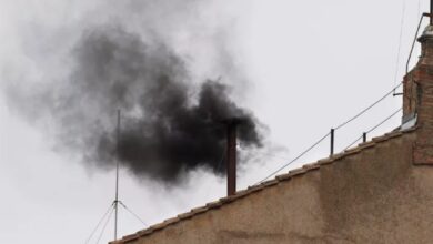 Fumaça Preta na Capela Sistina: Eleição do Papa Segue Indefinida