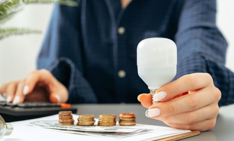 Estudo revela: classe média custeará isenção de luz para mais pobres