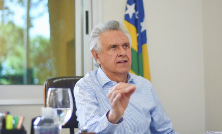 Caiado usou as redes sociais para desabafar sobre o que considera um entrave judicial