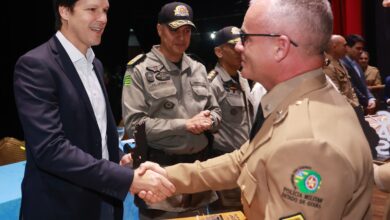 Daniel destaca avanços na Segurança Pública em formatura de 300 sargentos da Polícia Militar