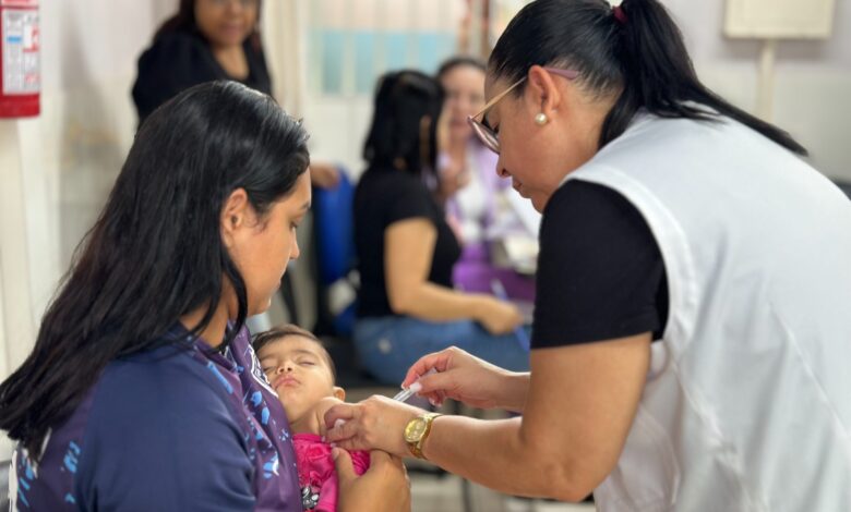Quatro salas de vacina abertas neste fim de semana em Goiânia para impulsionar cobertura da gripe