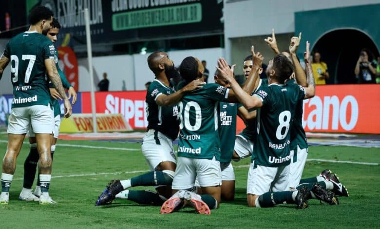 Goiás vence o clássico contra o Atlético-GO em virada eletrizante no Accioly