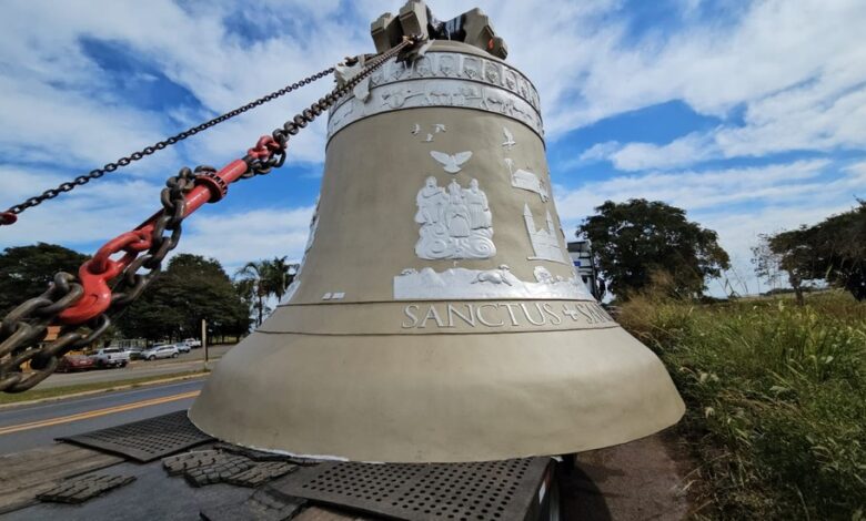 Trindade recebe o Vox Patris: a monumental jornada do maior sino do mundo