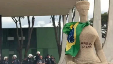"Perdeu, mané": STF mantém pena de Débora Rodrigues