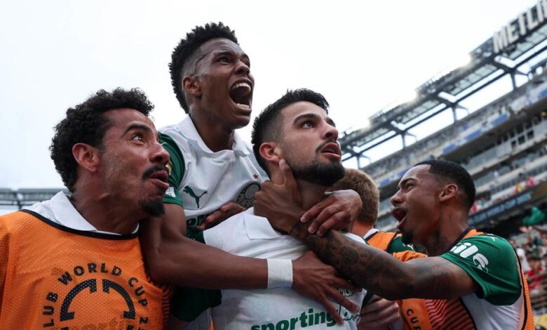 Palmeiras vence Al Ahly com Flaco López decisivo