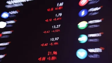 Dólar cai forte: Oriente Médio e juros pressionam