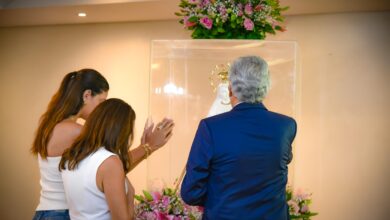 Imagem de Nossa Senhora das Graças marca abertura do Palácio das Esmeraldas à comunidade