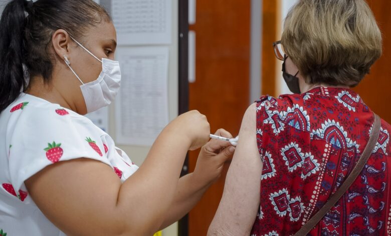 Saúde reforça chamado para vacinação pré-férias e festividades