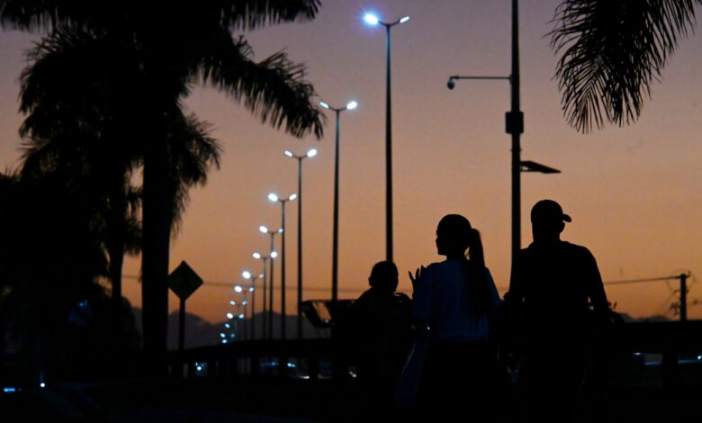 Romeiros celebram nova iluminação na Rodovia dos Romeiros