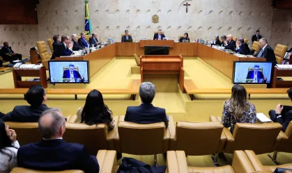 Bolsonaristas miram o STF com ataques cibernéticos