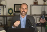 PL tenta preservar cadeira de Eduardo Bolsonaro no retorno do Congresso