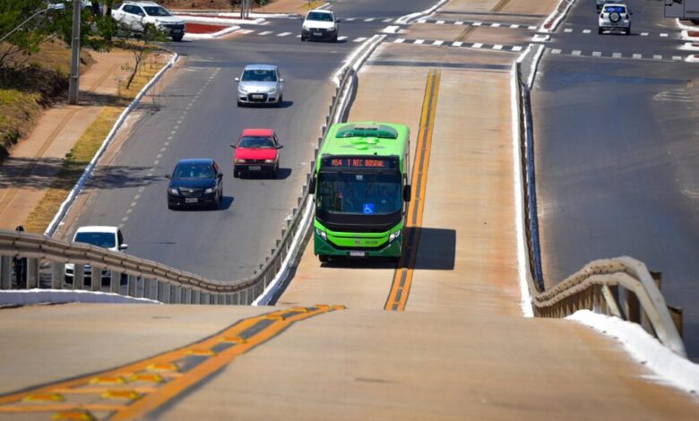 Tempo no BRT cai pela metade e avenidas ganham fluidez de até 30%