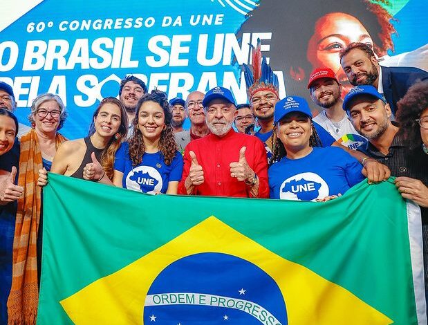 Lula desafia reduto da direita em Goiânia em evento da UNE