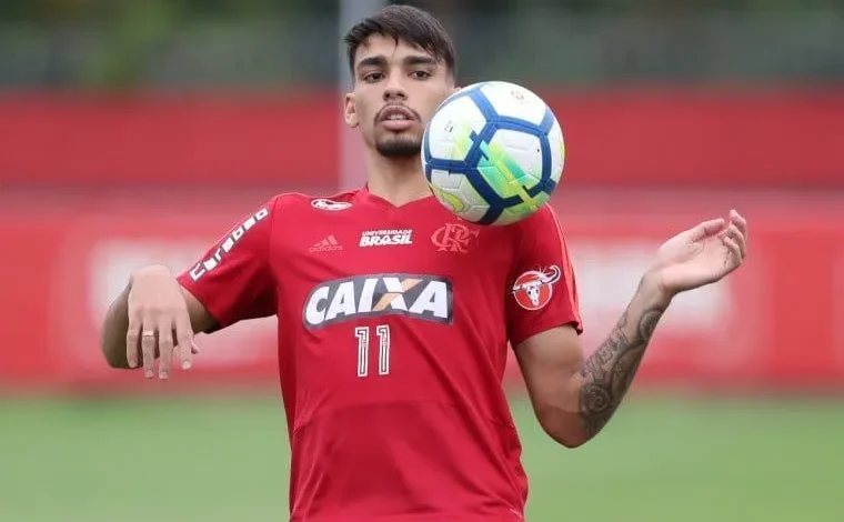 Filipe Luís fala sobre possibilidade de Paquetá