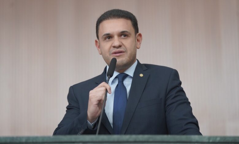 Cairo Salim propõe Delegacia Animal em Goiás