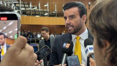 Luan Alves (MDB) solicita contatos diretos de secretários da prefeitura de Goiânia