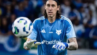 Cássio aponta erro de arbitragem após revés do Cruzeiro para o Santos: “Jogamos contra 12”