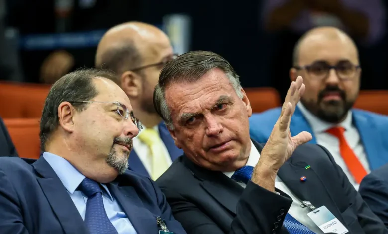 Julgamento de Bolsonaro no STF começa nesta terça