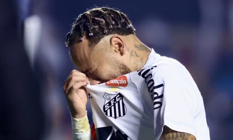 Santos demite Cléber Xavier após derrota de 6 a 0 no Brasileirão