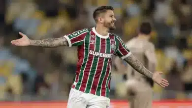 Fluminense derrota o Grêmio e alivia pressão no Brasileirão