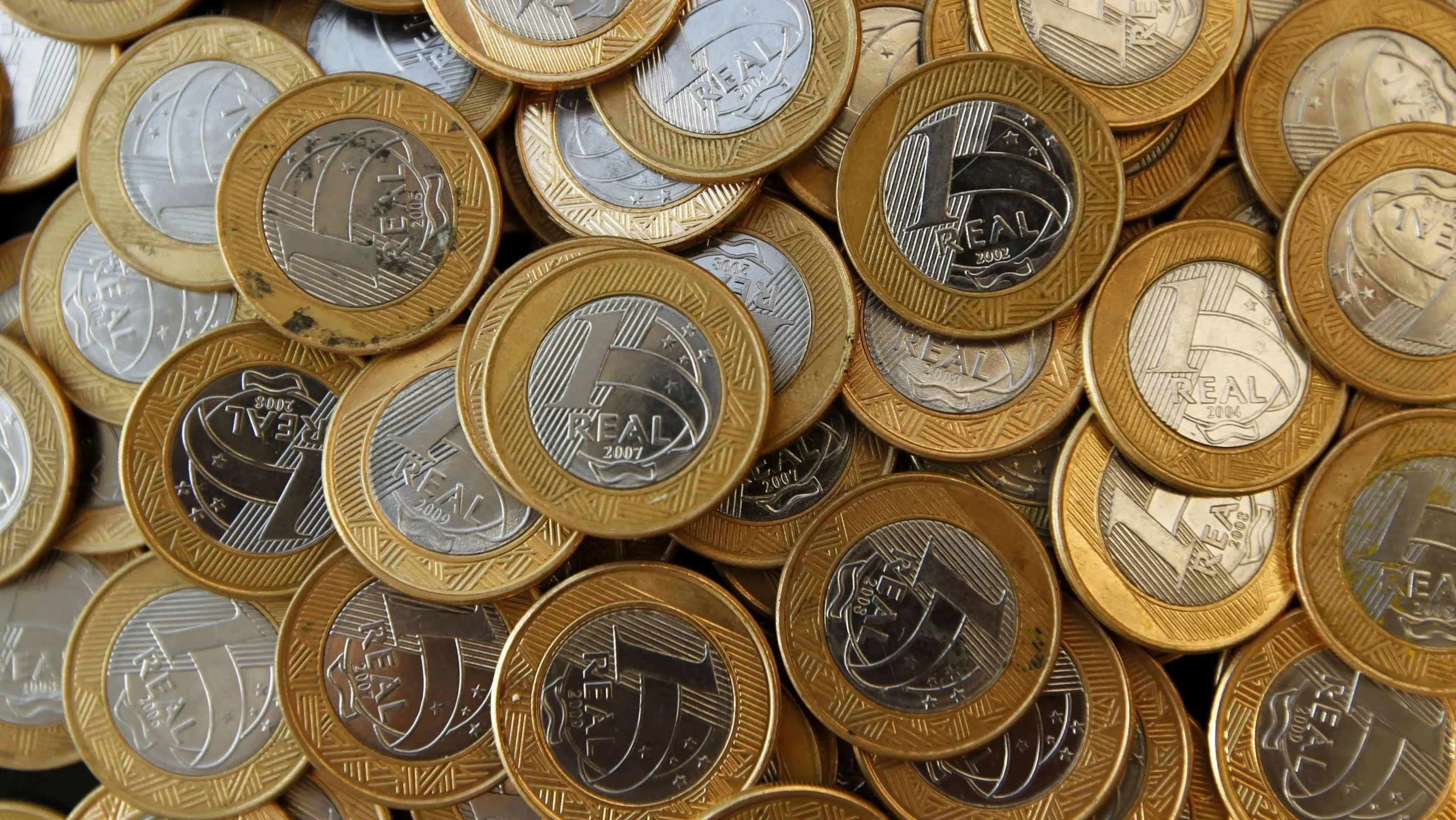 Juros futuros fecham estáveis após dados dos EUA - Imagem do artigo