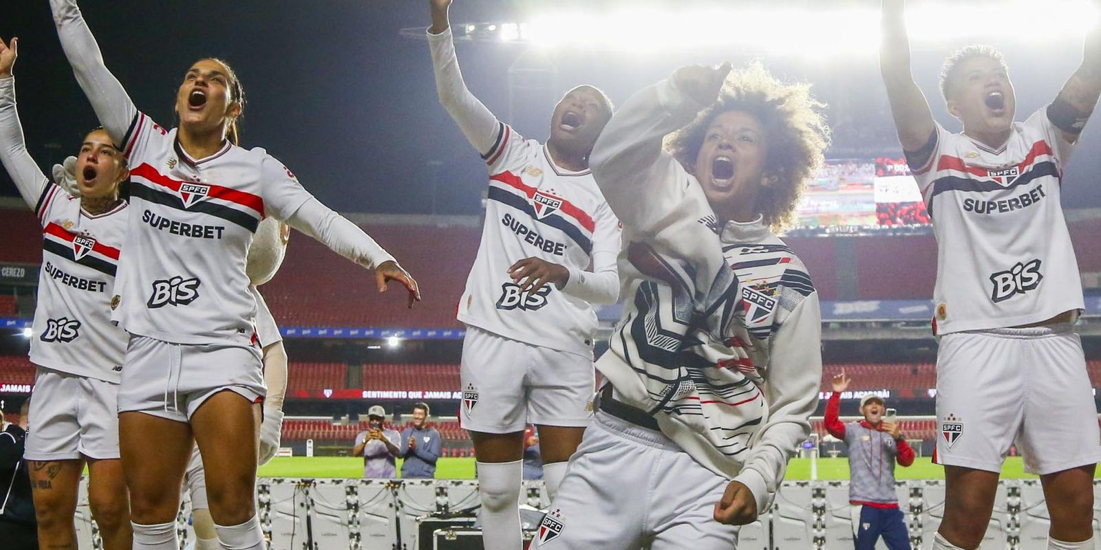 São Paulo Feminino vence Ferroviária e avança à semifinal - Imagem do artigo