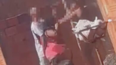 Mulher presa em Itumbiara após ameaçar rivais com faca