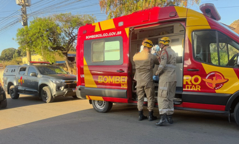 Mulher esfaqueada em Catalão: ex-companheiro é procurado