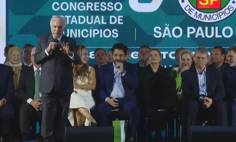 Temer elogia Tarcísio e pede que prefeitos o imitem em SP