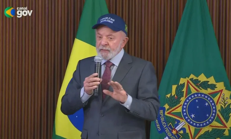 Retaliação aos EUA: governo prega cautela sobre sobretaxa