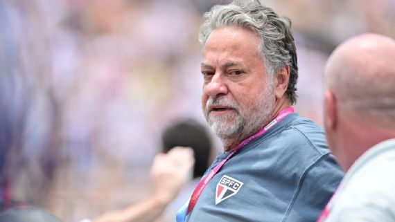 Casares nega racha com Belmonte e pede calma no São Paulo