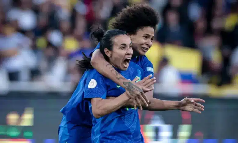 Rainha Marta brilha e Brasil conquista Copa América em final emocionante