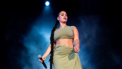Jorja Smith adia turnê brasileira para 2026; confira datas