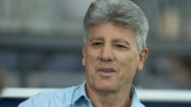 Renato Gaúcho dá nota 10 ao próprio trabalho no Fluminense