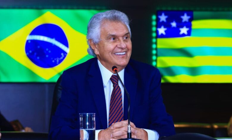 Caiado se aproxima de Ratinho Júnior e Zema na corrida eleitoral