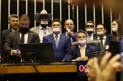 Deputados criticam envio de denúncias sobre ocupação do plenário à Corregedoria da Câmara - Imagem do artigo original