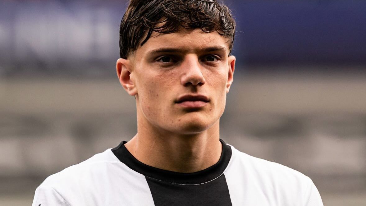 Liverpool acerta compra de Giovanni Leoni e inicia defesa do título contra o Bournemouth - Imagem do artigo original