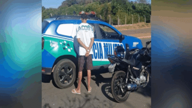 PM apreende duas motos e detém jovens sem habilitação em Aparecida de Goiânia
