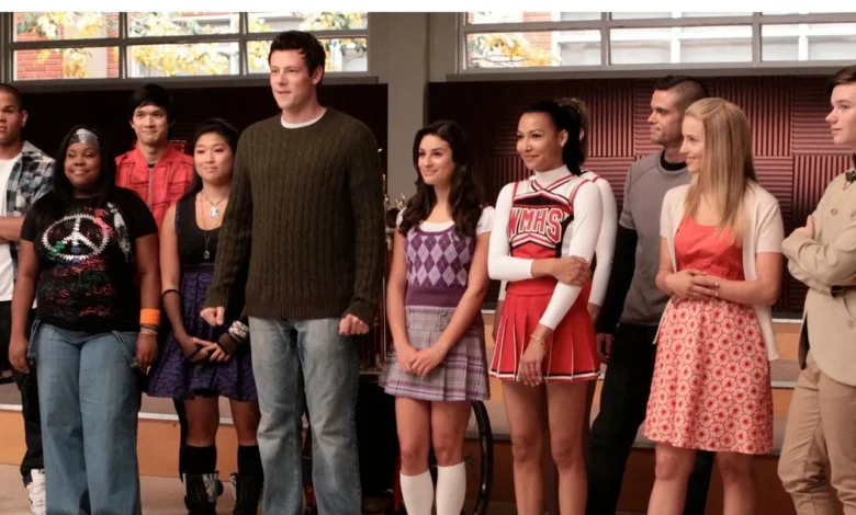 Elenco de “Glee” relata dificuldade para rever a série após mortes de colegas