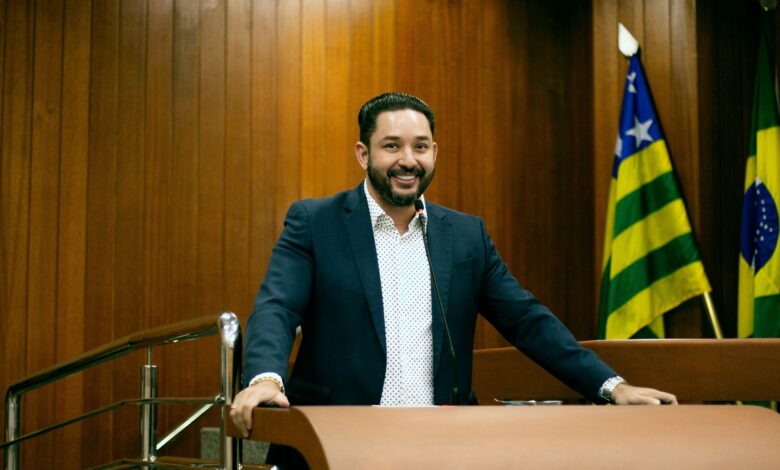 Thialu Guiotti é cotado para liderança do prefeito Sandro Mabel na Câmara de Goiânia