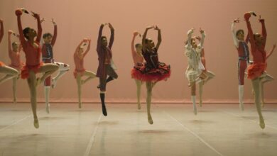 Basileu França conquista o tetracampeonato no maior festival de dança do mundo