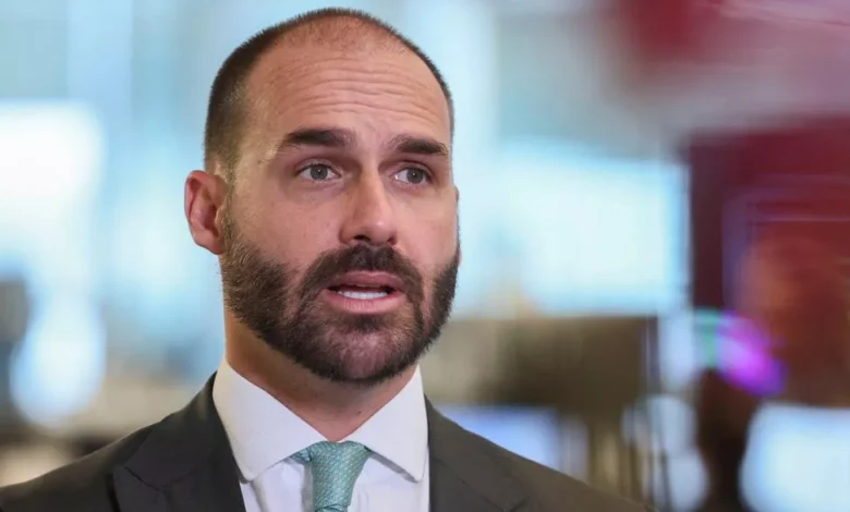 STF pode impor cautelar a Eduardo Bolsonaro e Figueiredo