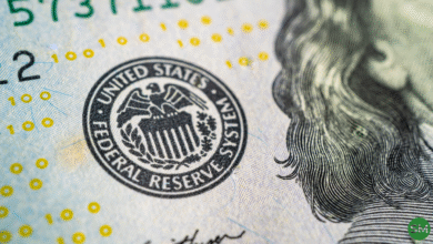 Corte de juros do Fed agita Wall Street, índices divergem